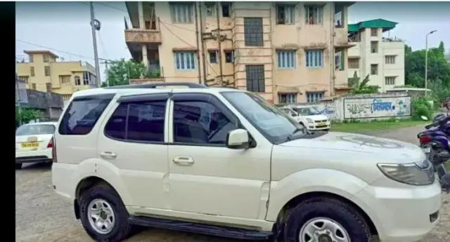 Tata Safari Storme 2.2 LX 4x2 2014