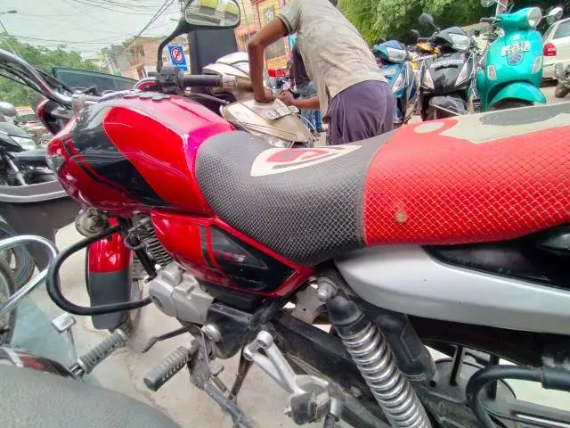 Bajaj V15 150cc 2016