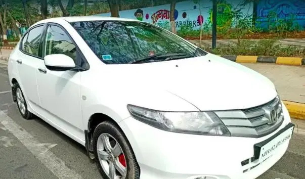 Honda City 1.5 V MT 2010