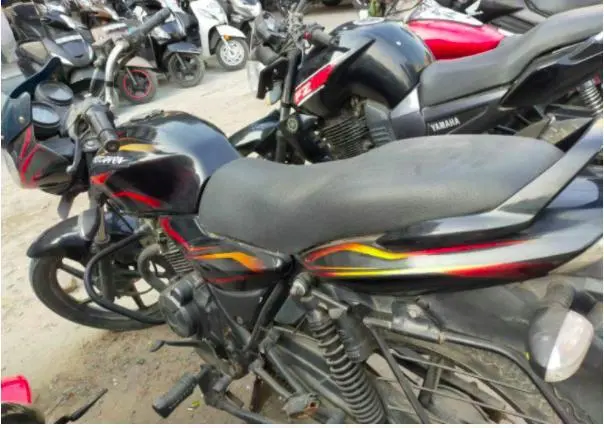 Bajaj Discover 100cc 2012