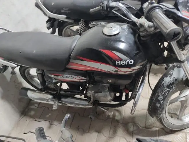 Hero HF Deluxe 100cc 2015