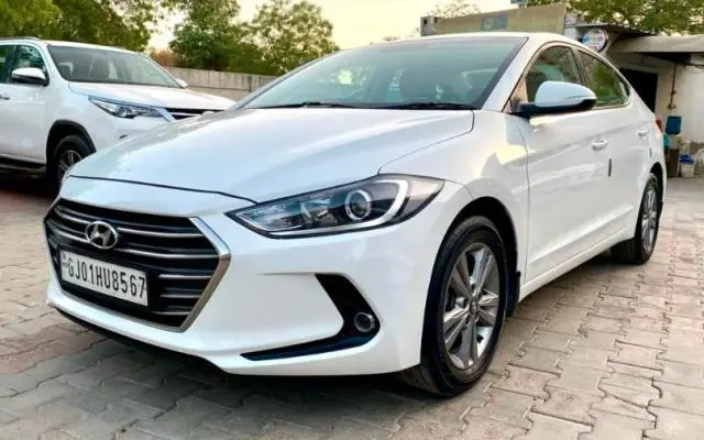 Hyundai Elantra 1.6 SX MT 2017