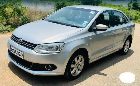 Volkswagen Vento 1.6L Highline Petrol AT 2010