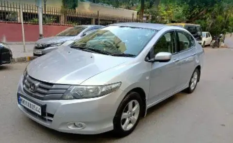 Honda City V MT CNG 2011