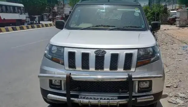 Mahindra TUV300 T6 2018