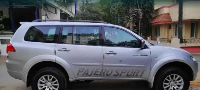 Mitsubishi Pajero Sport 4x4 MT 2013