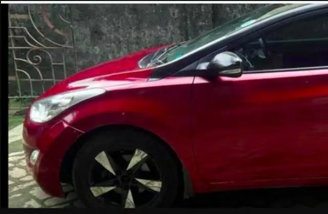 Hyundai Elantra 1.6 SX MT 2012