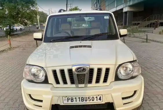 Mahindra Scorpio SLE BS III 2013