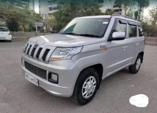 Mahindra TUV300 T6 Plus 2019