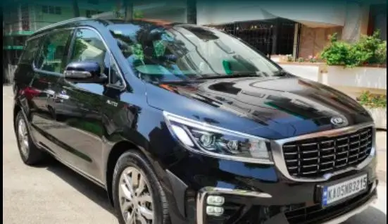 Kia Carnival Limousine 7 STR 2020