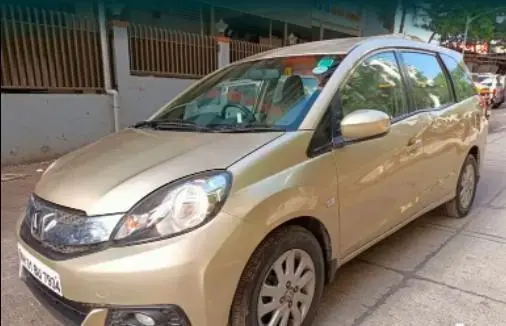 Honda Mobilio S i-DTEC 2014