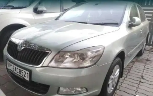 Skoda Laura AMBIENTE 1.9 TDI MT 2011