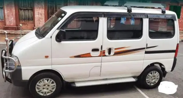 Maruti Suzuki Eeco 5 STR AC 2017