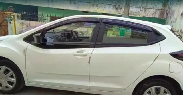 Tata Altroz XM Petrol 2021