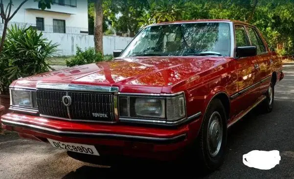 Toyota Crown Royal Saloon 1995