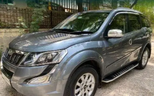 Mahindra XUV500 W10 1.99 2018