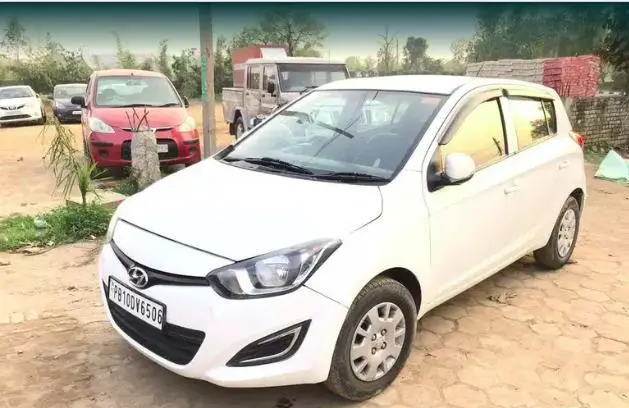 Hyundai i20 Magna 1.4 CRDi 2012