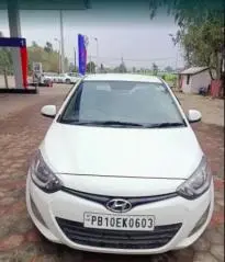 Hyundai i20 Sportz 1.4 CRDi 2013
