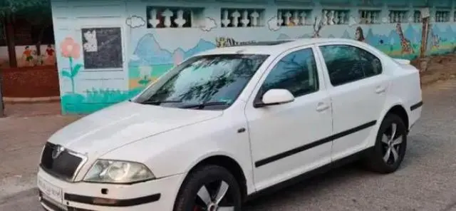 Skoda Laura L&K 2.0 TDI AT 2009