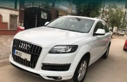 Audi Q7 35 TDI Premium Plus With Sunroof 2015