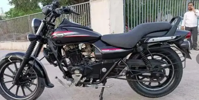 Bajaj Avenger Street 220 2016