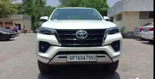 Toyota Fortuner 2.8 4x2 MT BS6 2021