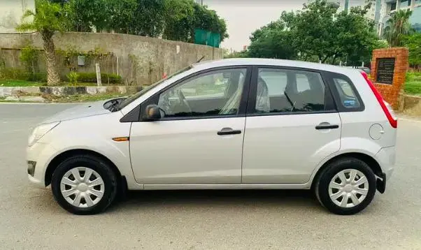 Ford Figo ZXI DURATEC 1.2 2015