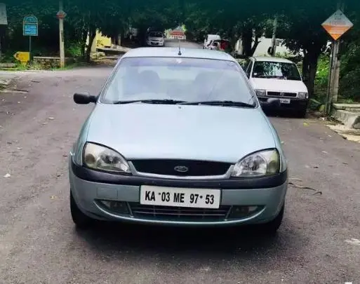 Ford Ikon 1.3 Flair 2004