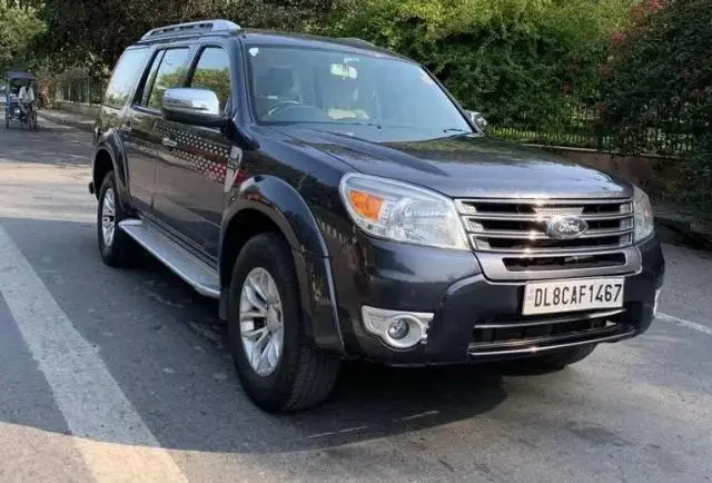 Ford Endeavour Titanium 2.2 4x2 AT 2014