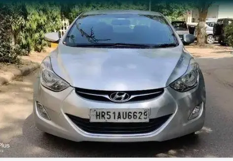 Hyundai Elantra CRDI 2012