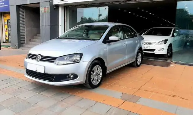 Volkswagen Vento Highline Diesel AT 2015