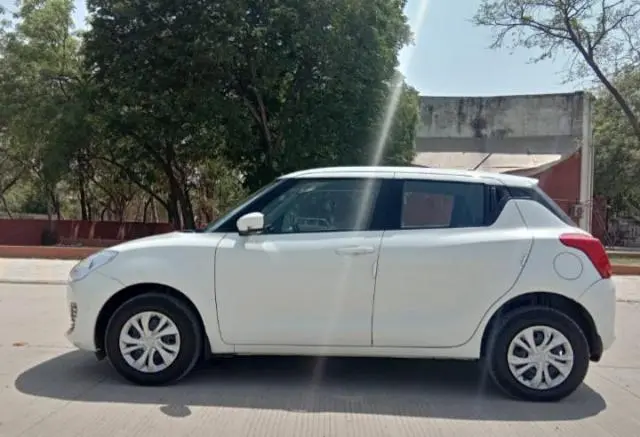 Maruti Suzuki Swift VXi BS6 2021