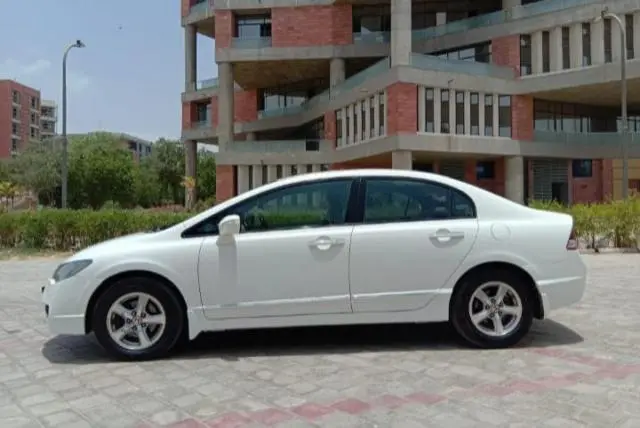 Honda Civic 1.8 V AT 2012