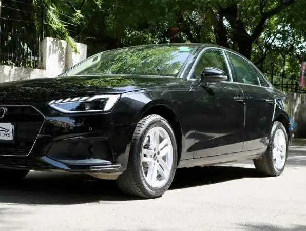 Audi A4 40 TFSI Premium 2022