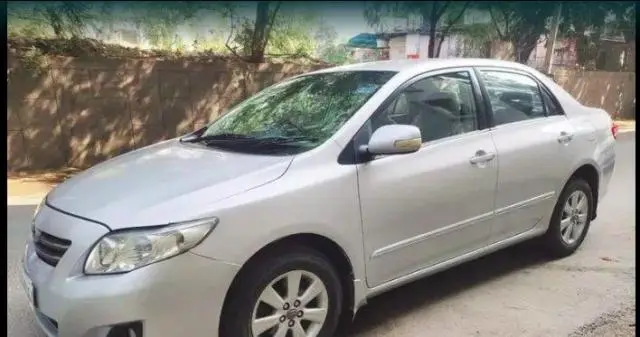 Toyota Corolla Altis 1.8 G AT 2010