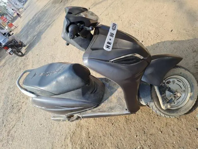 Honda Activa 5G 110cc DLX 2019