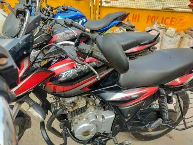 Bajaj Discover 125cc 2011