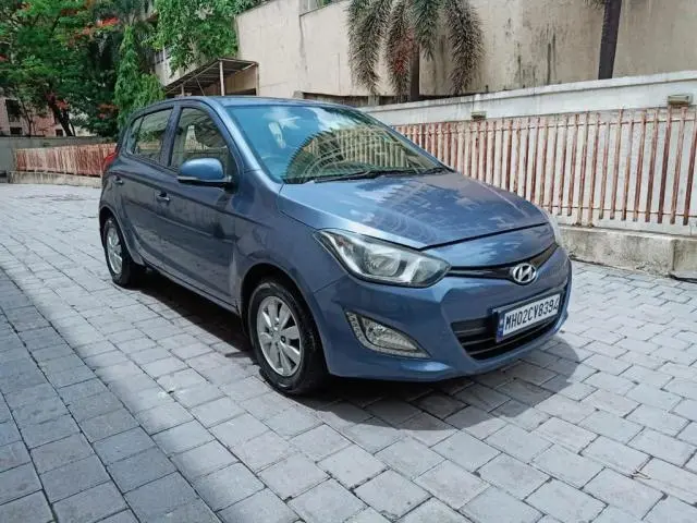 Hyundai i20 SPORTZ 1.2 BS IV 2013