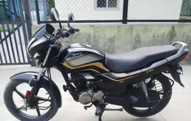 Hero Super Splendor Self Drum Alloy 125cc BS6 2020