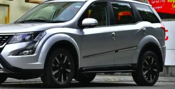 Mahindra XUV500 W11 AT 2019