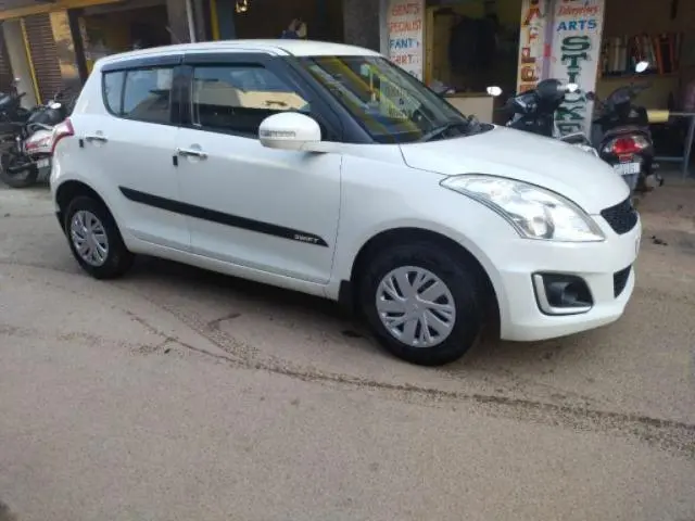 Maruti Suzuki Swift VDi BS IV 2015