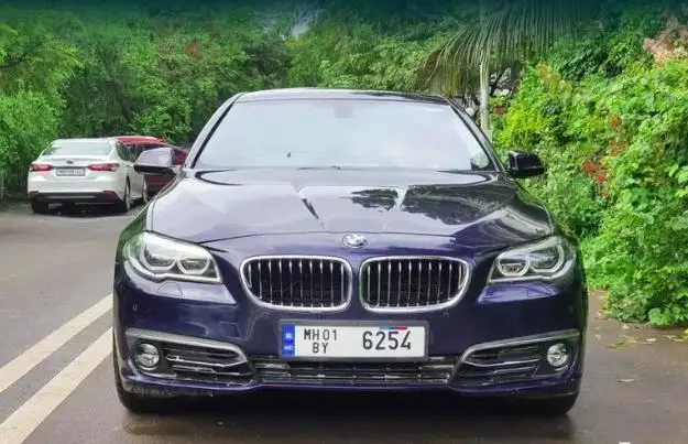 BMW 5 Series 520D LUXURY LINE 2011