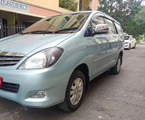 Toyota Innova 2.5 V 7 STR 2009