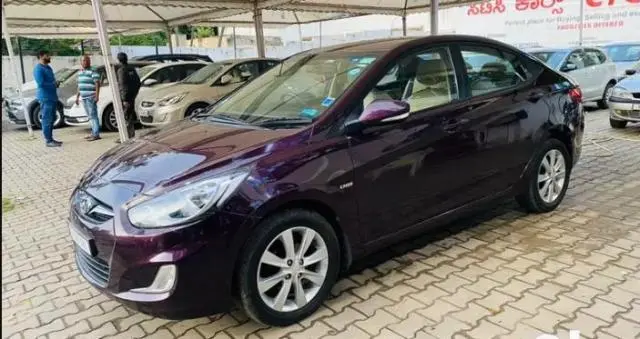 Hyundai Verna FLUIDIC 1.6 CRDI SX 2012