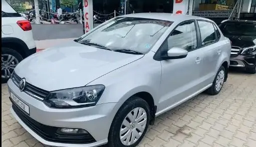 Volkswagen Ameo Comfortline 1.2L (P) 2016