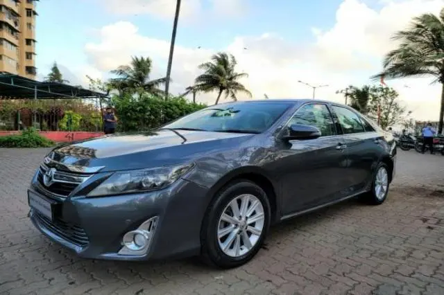 Toyota Camry Hybrid 2014