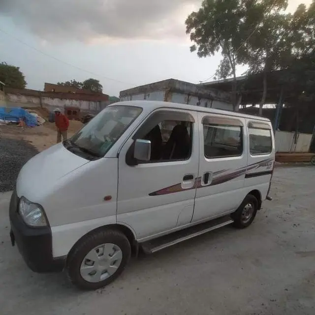 Maruti Suzuki Eeco 5 STR 2014