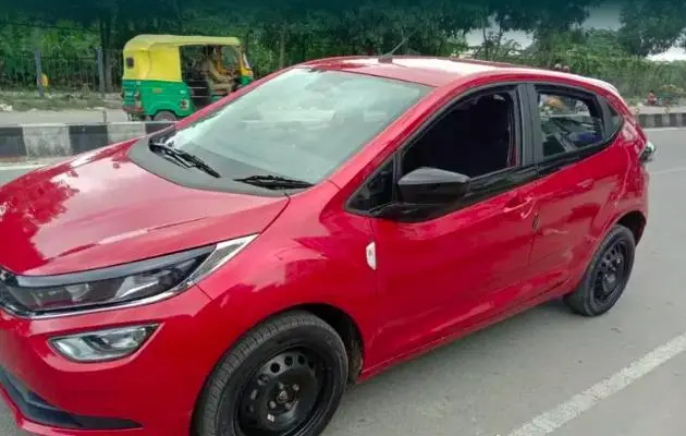 Tata Altroz XZ Petrol 2021