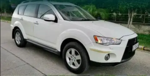 Mitsubishi Outlander 2.4 AT 2012