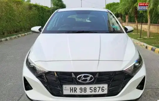 Hyundai i20 Asta (O) 1.2 MT Petrol 2020
